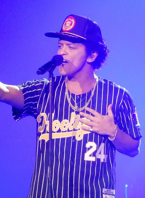 Bruno Mars - ESFP Type