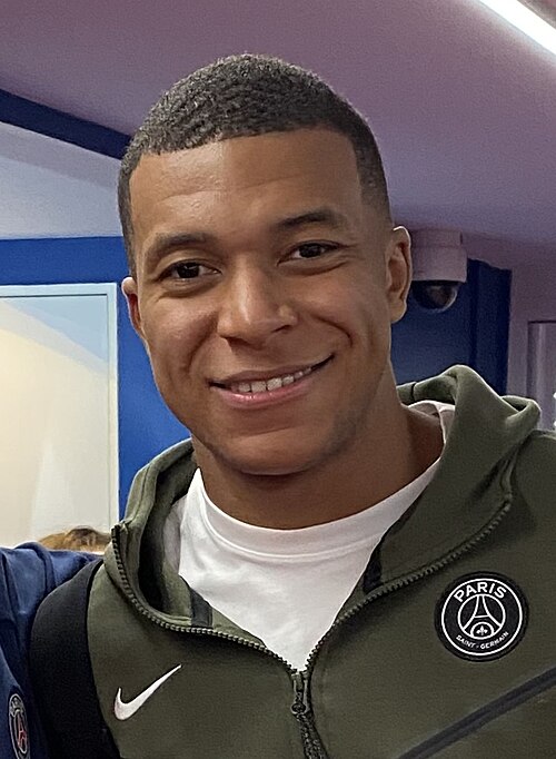 Kylian Mbappé - ESTP Type
