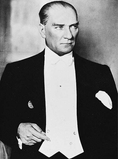 Mustafa Kemal Atatürk - ENTJ Type